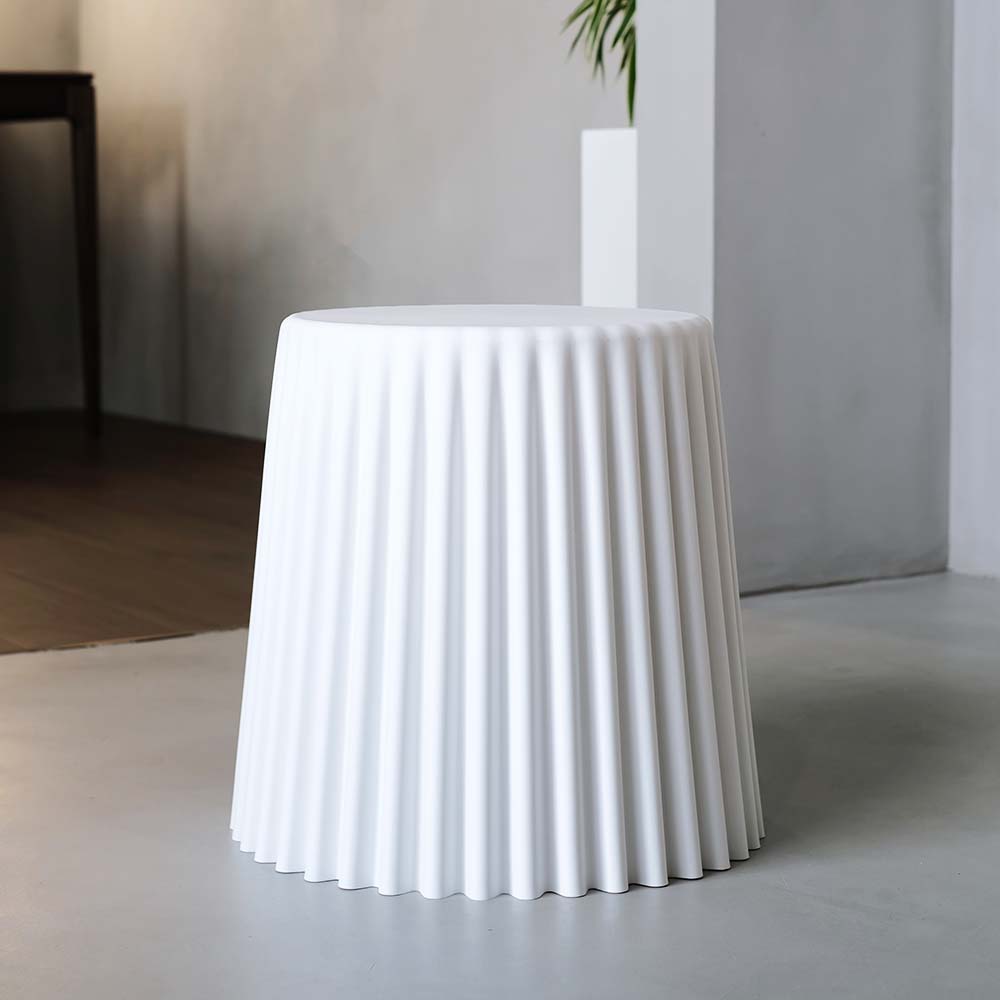 Cupcake Bar Stools Set of 2 Plastic Foot Stool White