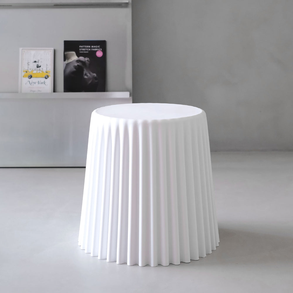 Cupcake Set of 4 Stackable Bar Stools White