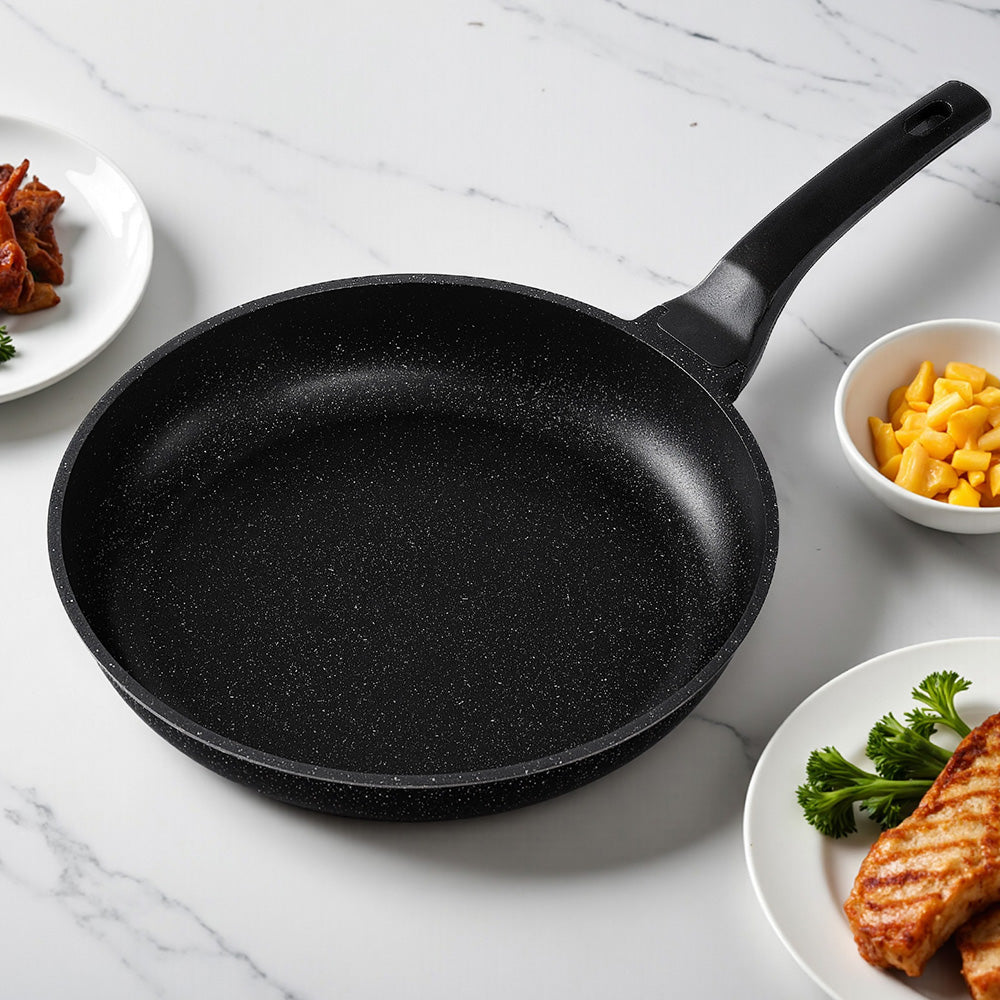 5-Star Chef 30cm Non-Stick Cast Aluminium Frying Pan Black