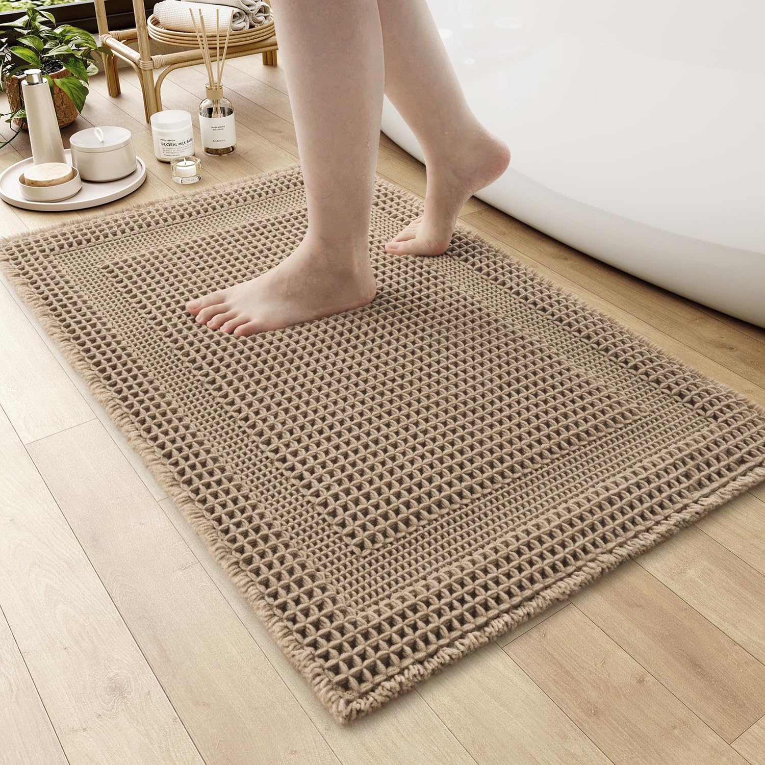 Waffle Bath-Mat, Absorbent Bath Mats for Bathroom Non Slip, Machine Washable Rugs with Tassels Ultra Soft Boho Floor 17''x24'' Beige