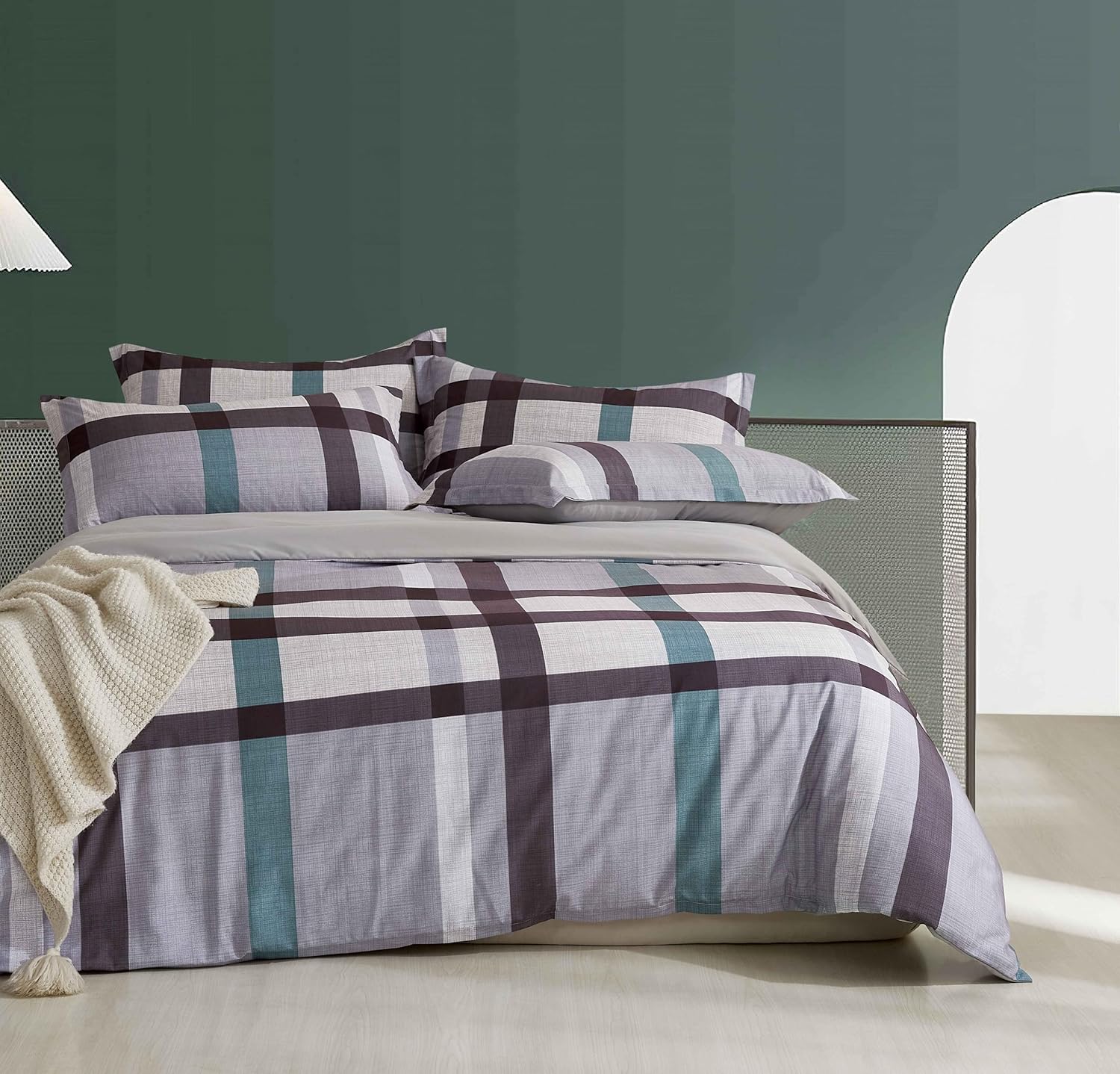 Print Microfibre Quilt Cover Set - Ultra Soft with Zipper Closure Stanley, Super King Size