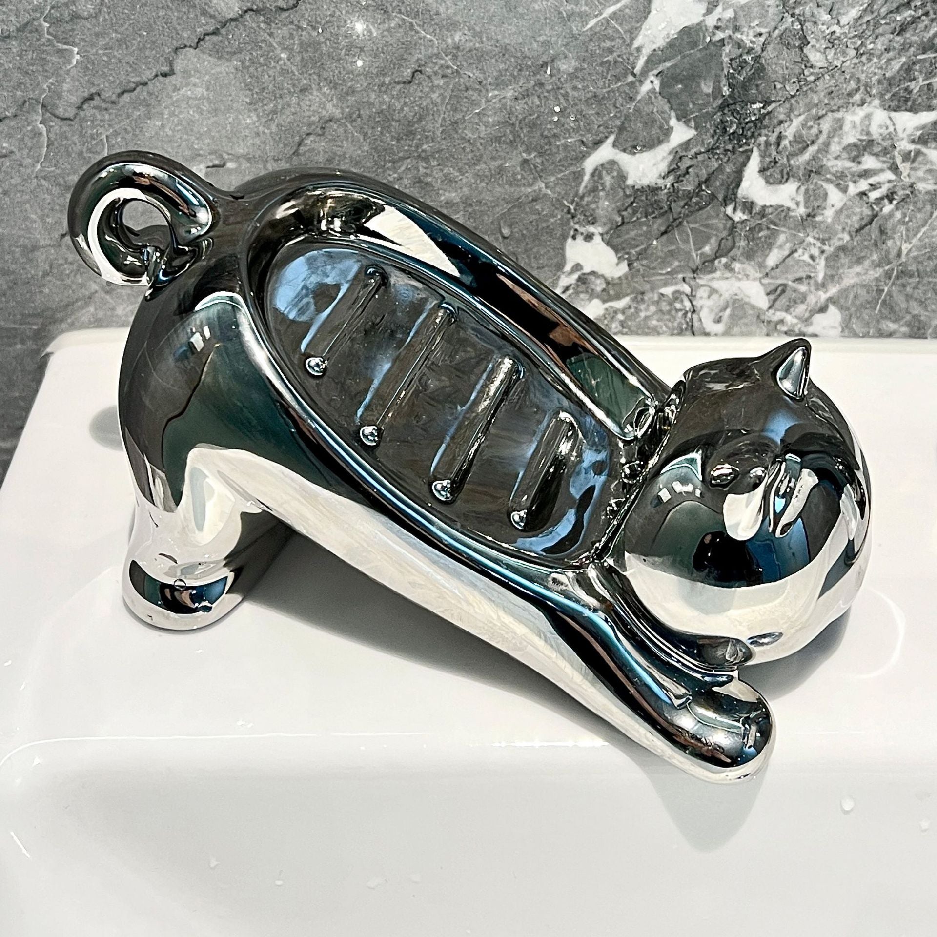 Charming Cat-Shaped Ceramic Soap Dish - Creative & Versatile Home Decor Accent Silver