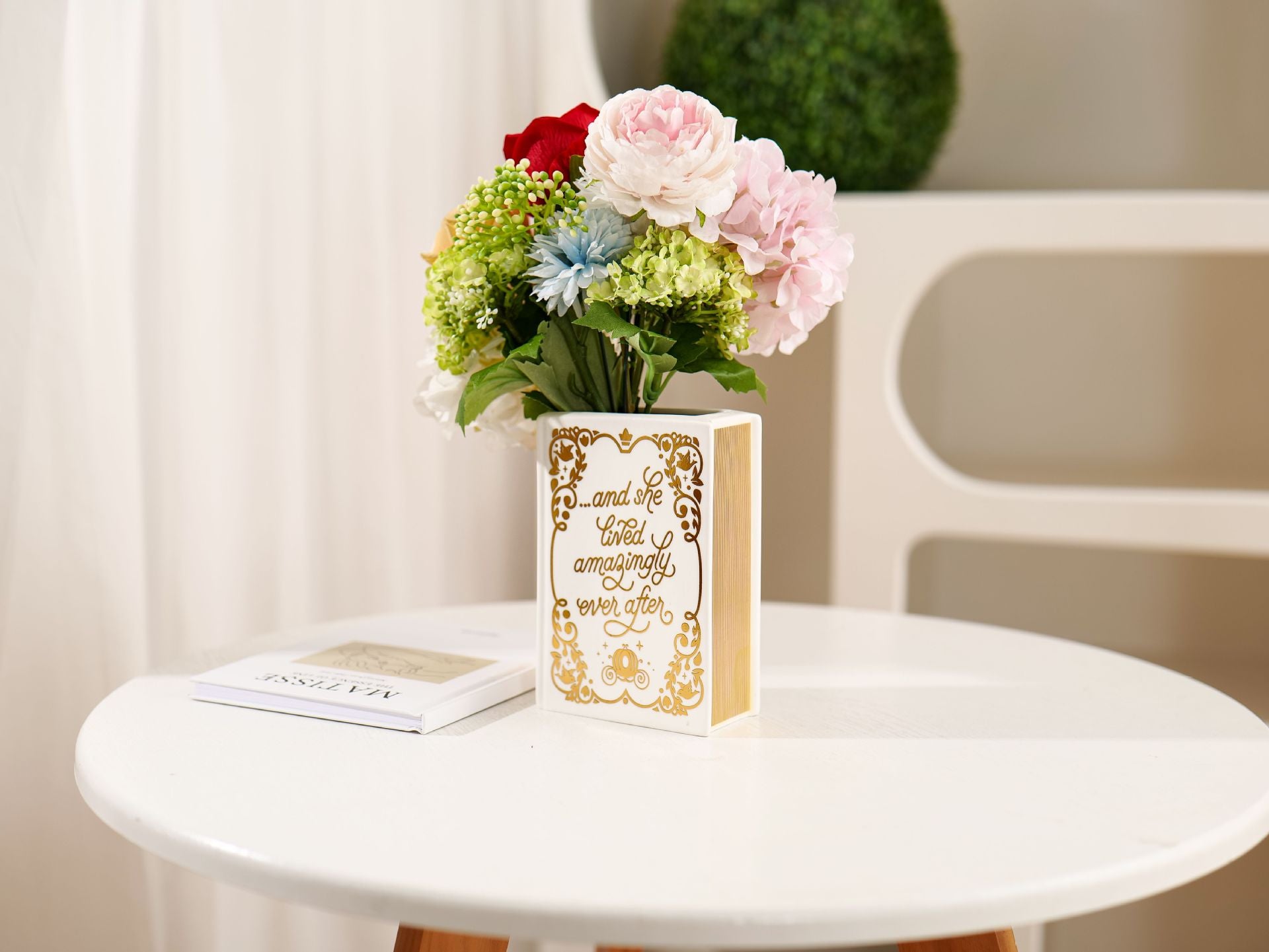 Literary Book Vase - Creative Ceramic Planter & Desk Organizer Golden Book