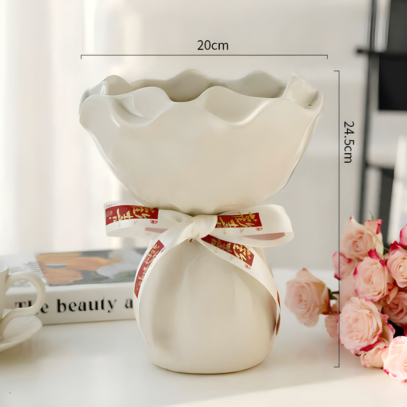 Handcrafted Minimalist Ceramic Vase - Artistic Home Decor Centerpiece white