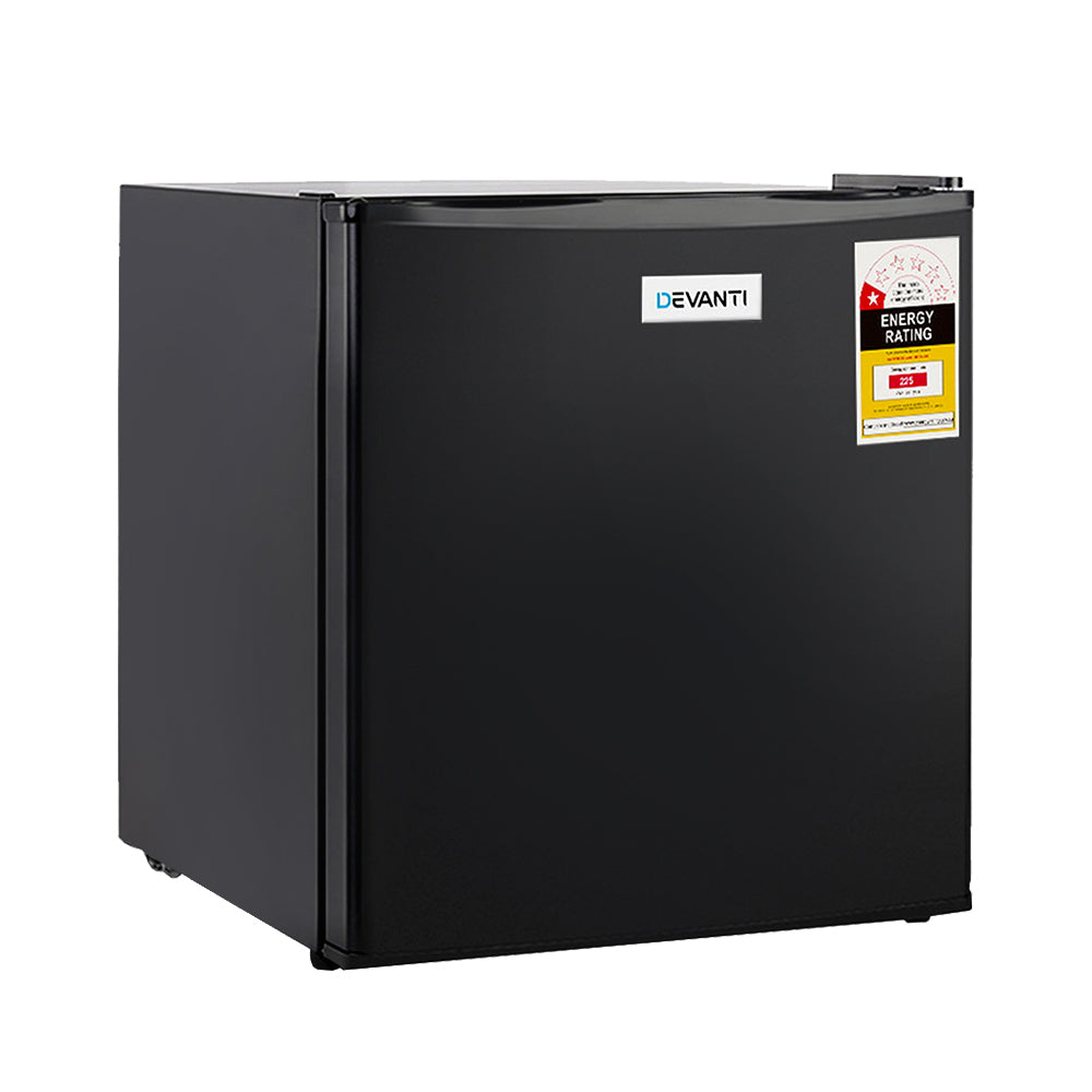 Devanti 98l store bar fridge