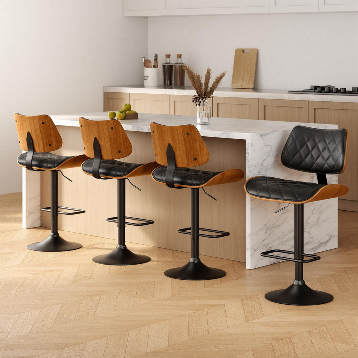 Quilla Bar Stools Set of 4 Gas Lift Kitchen Chairs Black