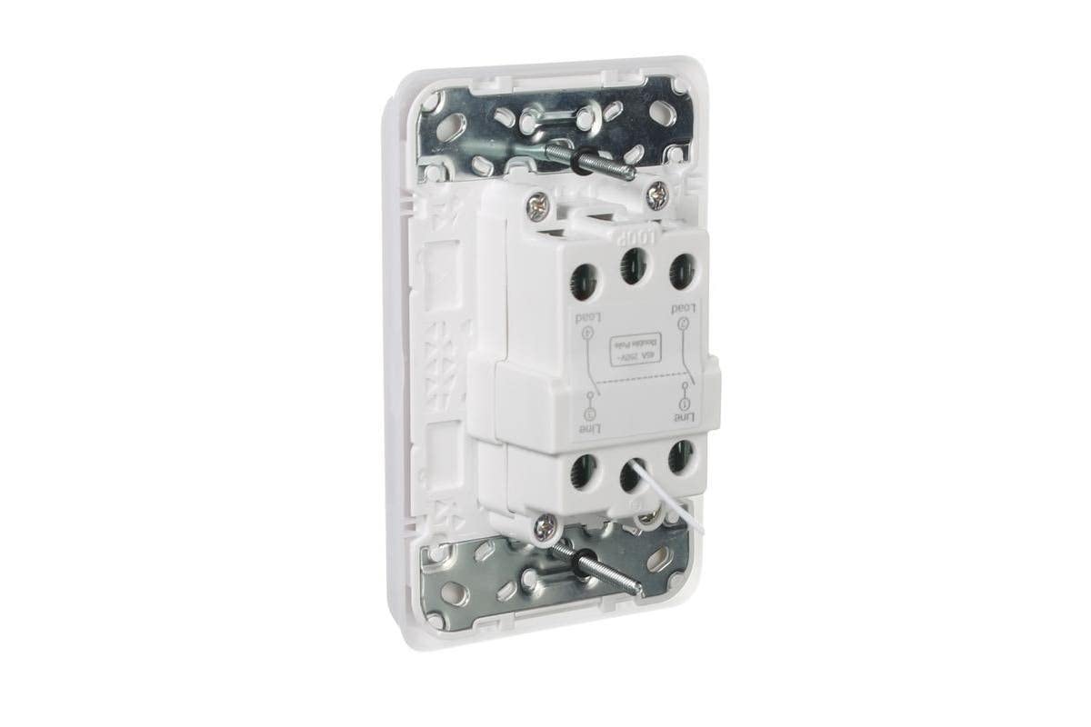 Schneider Electric Clipsal 45A 250V Double Pole Cooking Appliance Isolator Switch, Vivid White