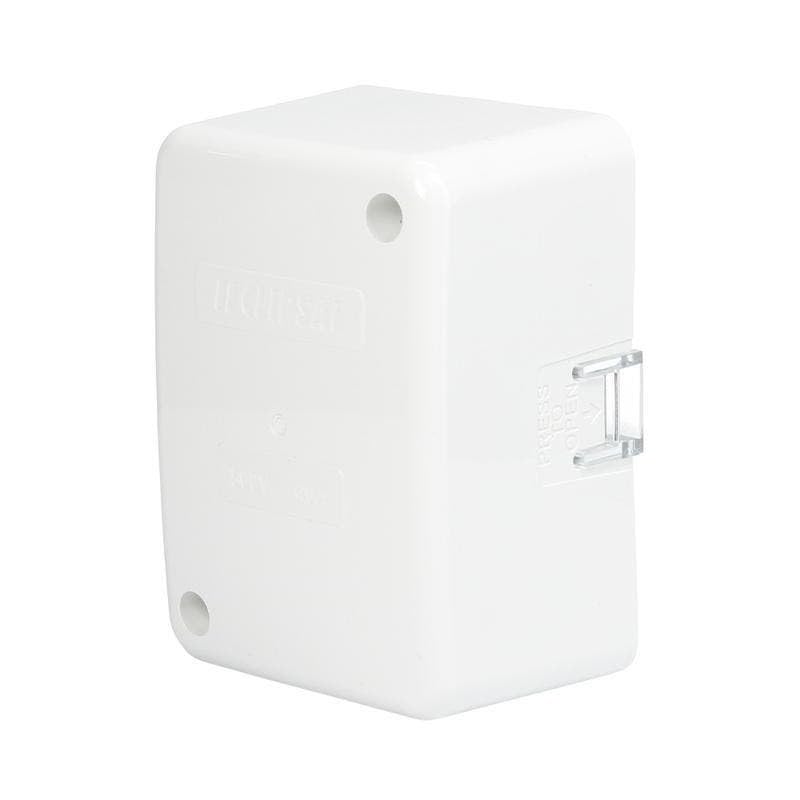 Clip On Lid, 1 Earth and 3 Active Connector Giant Junction Box, White Electric