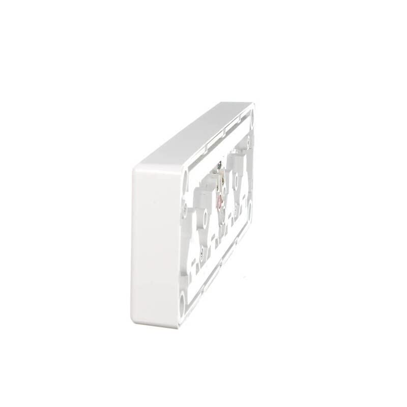 C2000 Series 4 Gang 2 Poles 10A 250V Quad Switch Socket Outlet, White Electric