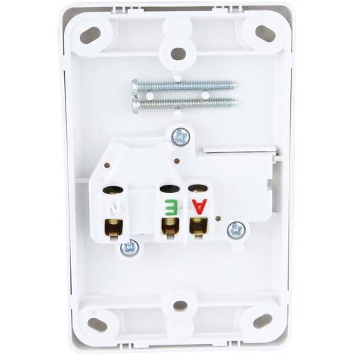 Classic C2000 Series 10AMP Vertical Mount Single Socket Outlet, White Electric