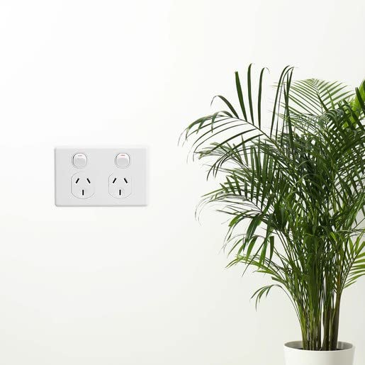 C2000 Series Classic 250V 10A Horizontal Twin Double Pole Switch Socket Outlet, White Electric