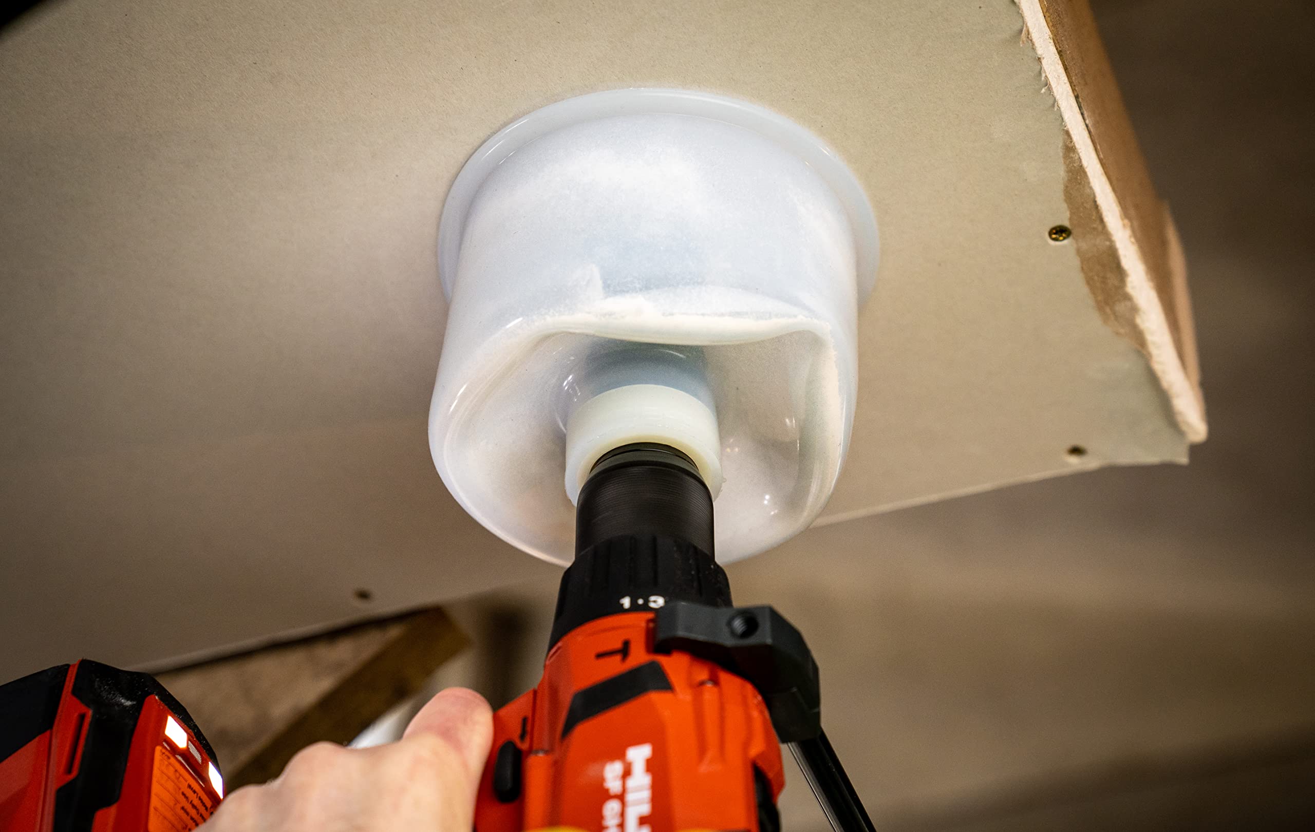 Starrett Debris Dust Collector - DB2 Durable Electric Drill Hole Saw Dust Bowl - Power Tool Accessories for Upto 121mm Hole Saws