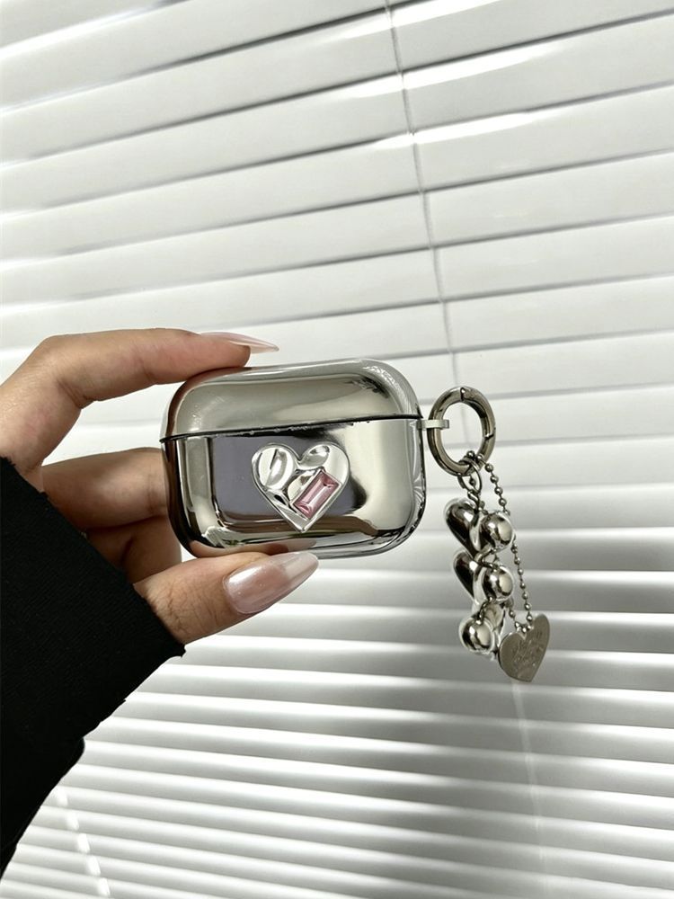 Floral Electroplated Case + 3 Heart Charms AirPods 4