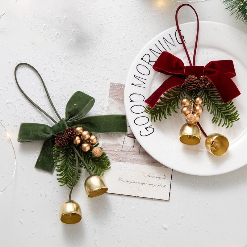 D8 Christmas Wreath Ornament Red 2 Pack