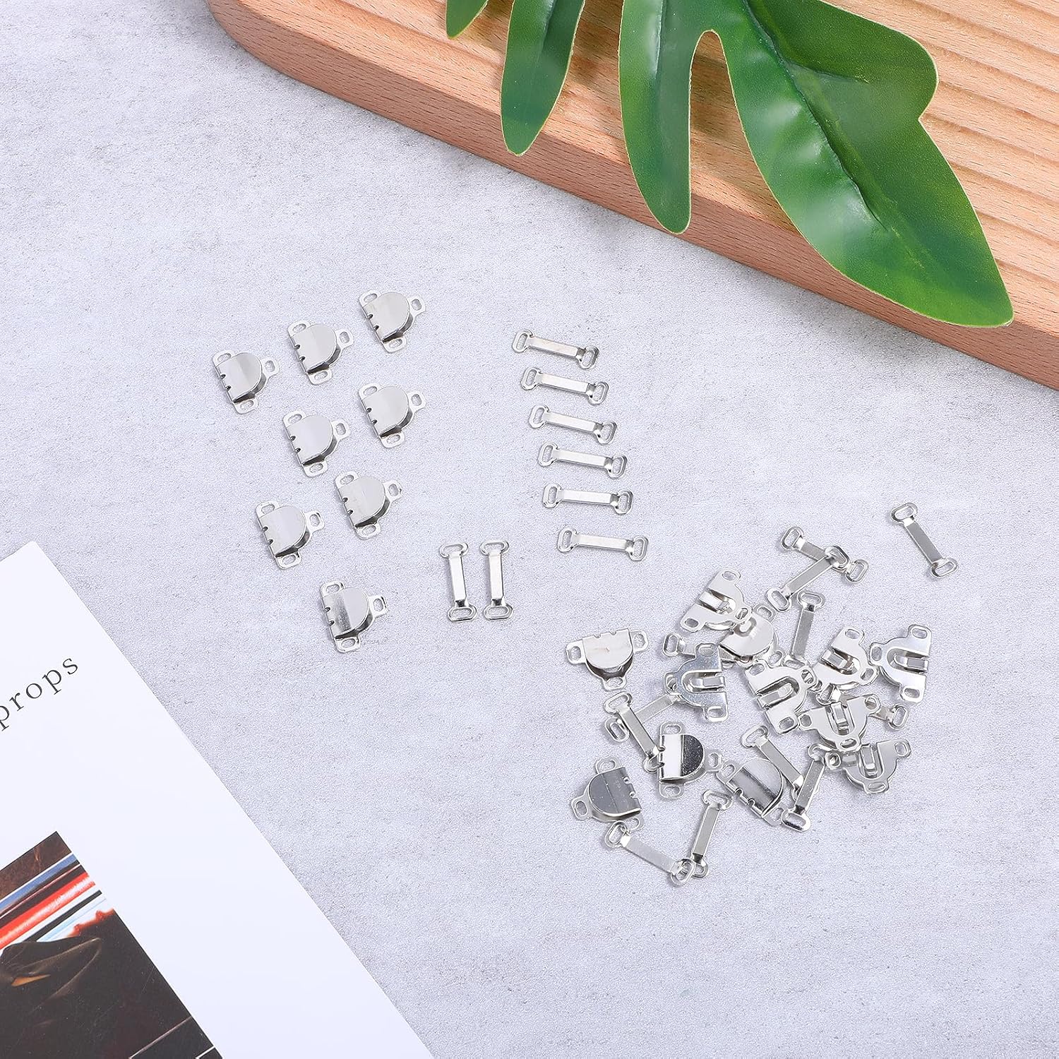 20 Sets Sewing Hooks and Eyes Closure, 16.5 mm Flat Hook and Eye Closure Clasp Snaps for Sewing Fasteners Kit Replacement Sewing Hooks for Clothing Pants Skirt Waist Trousers Dress Crafts Silver