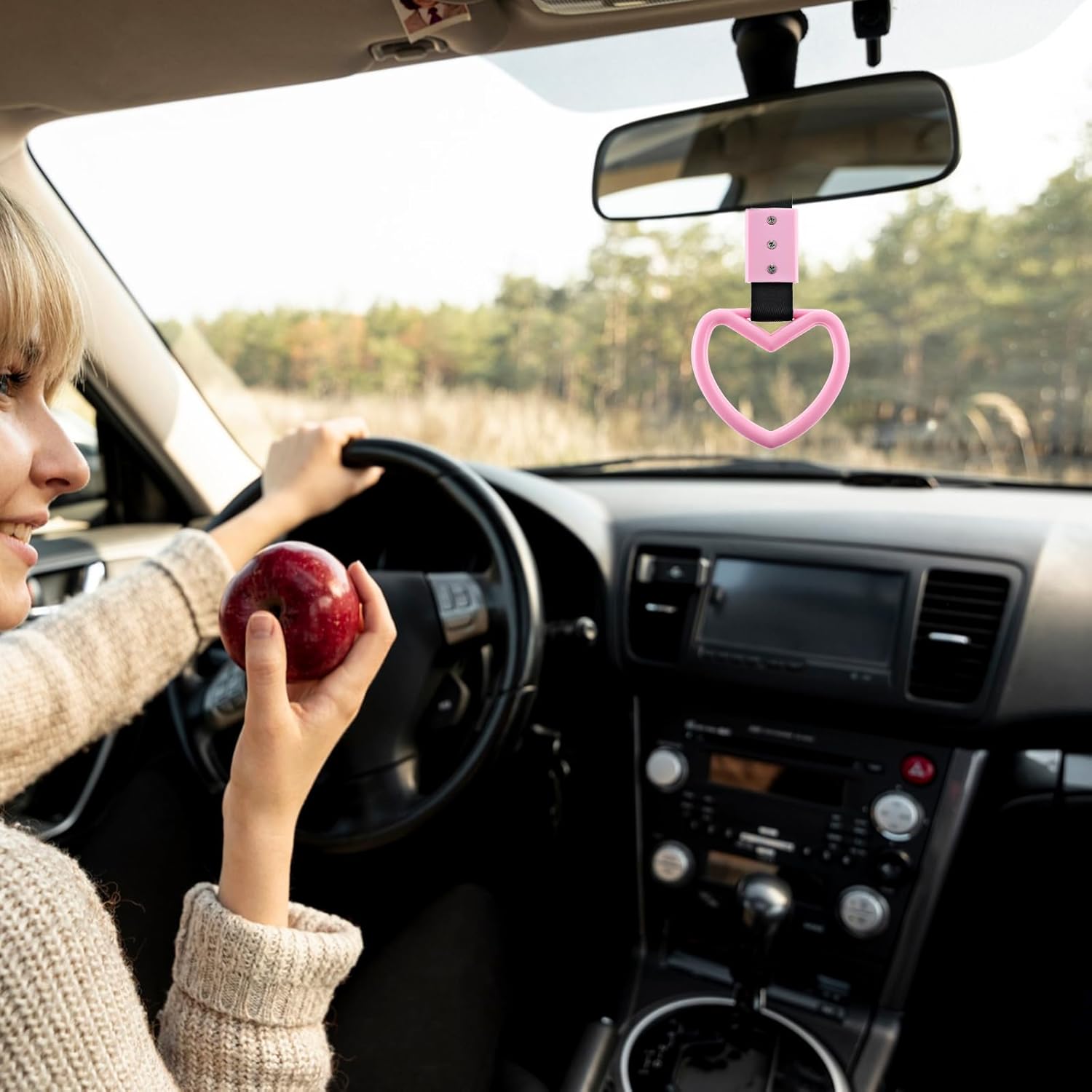 2 PCS Car Heart Hanging Accessories Drift Charm Pink Heart Handle Strap for Car Rear Bumper Warning Ring Decor Heart-Shaped Straps Subway Bus Replace Handle Interior Exterior Decoration
