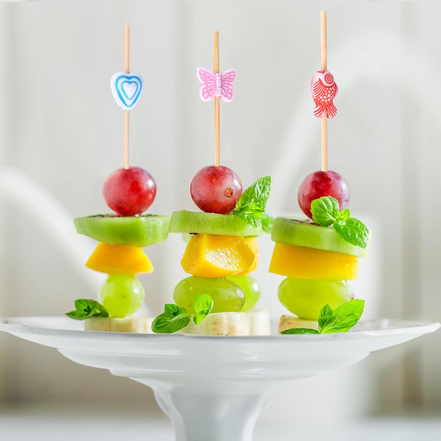 100 Pcs Fancy Toothpicks for Appetizers, 4.7 Inch Cocktail Picks for Party Decoration, Bamboo Appetizer Skewers for Charcuterie Sandwich Burgers Fruit Drinks Party Butterfly