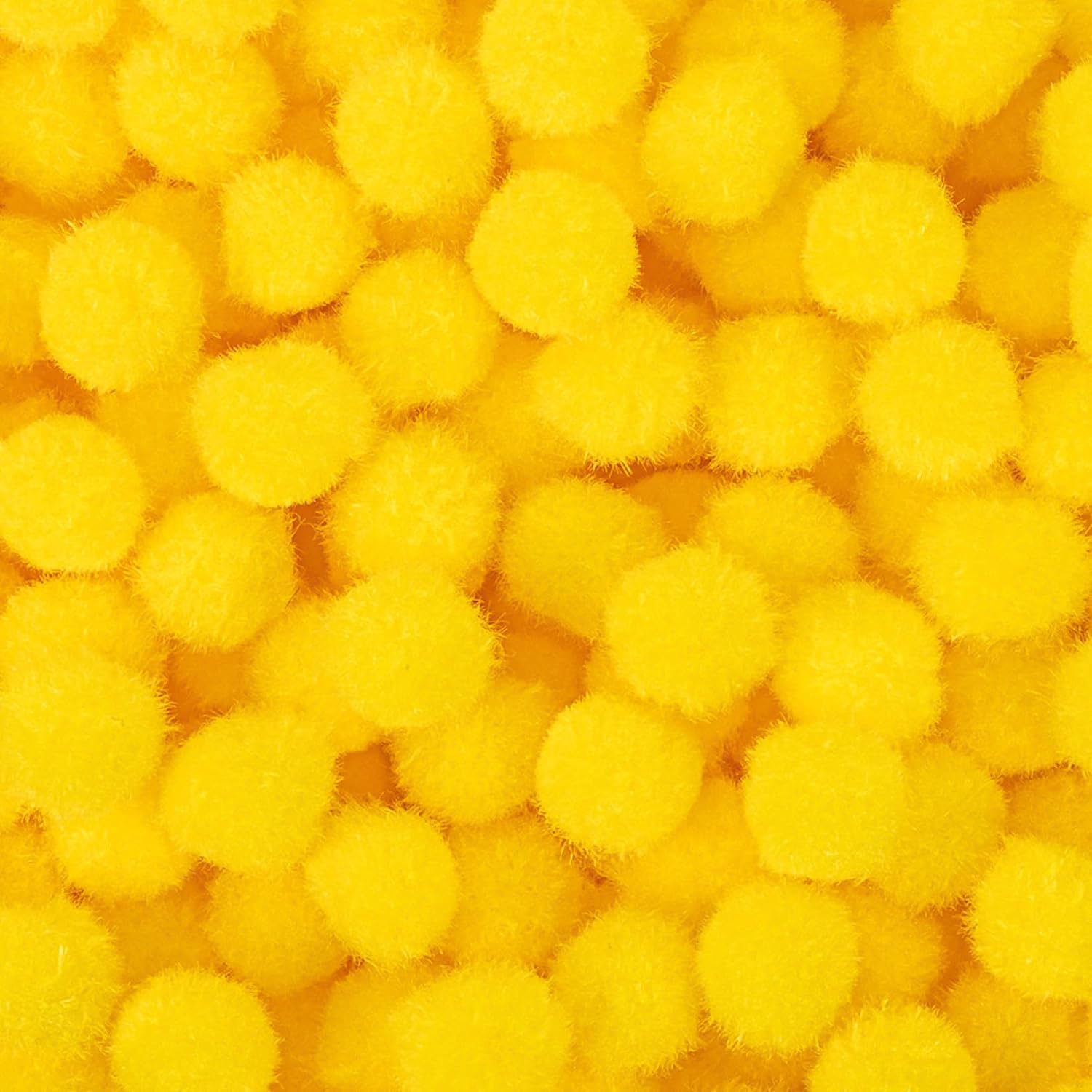 Bright Yellow Pom Poms - 800pcs Soft Fluffy Balls pompones para llaveros for DIY Projects,Crafts,Party Decor, Scrapbooking & Home Decorations 1/2 Inch