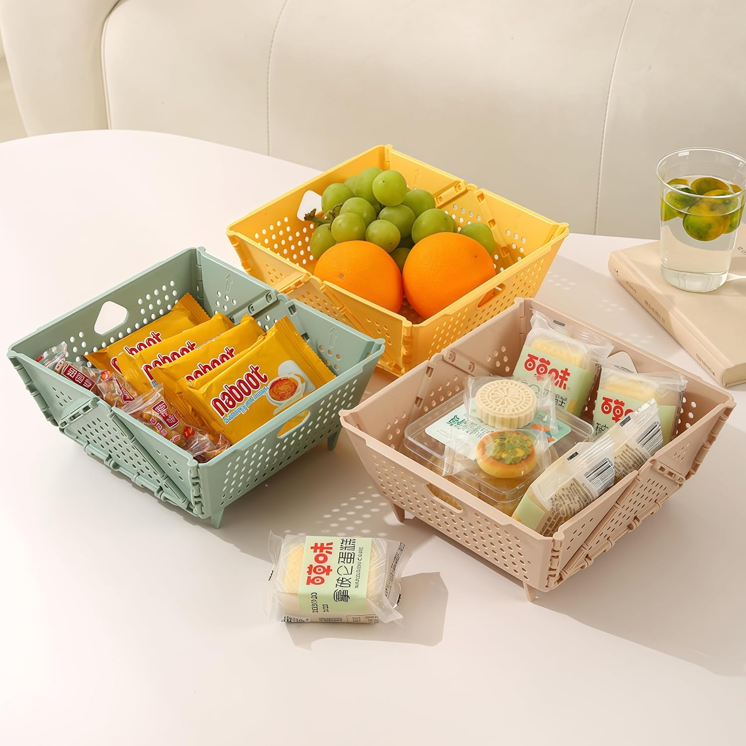 Plastic Colander Basket, Multi-Purpose Drainage & Storage Bin for Kitchen, Candy, Cookies, Holiday Snacks and Gift Items, Ventilated Organizer Tray for Home & Christmas Decorations Storage