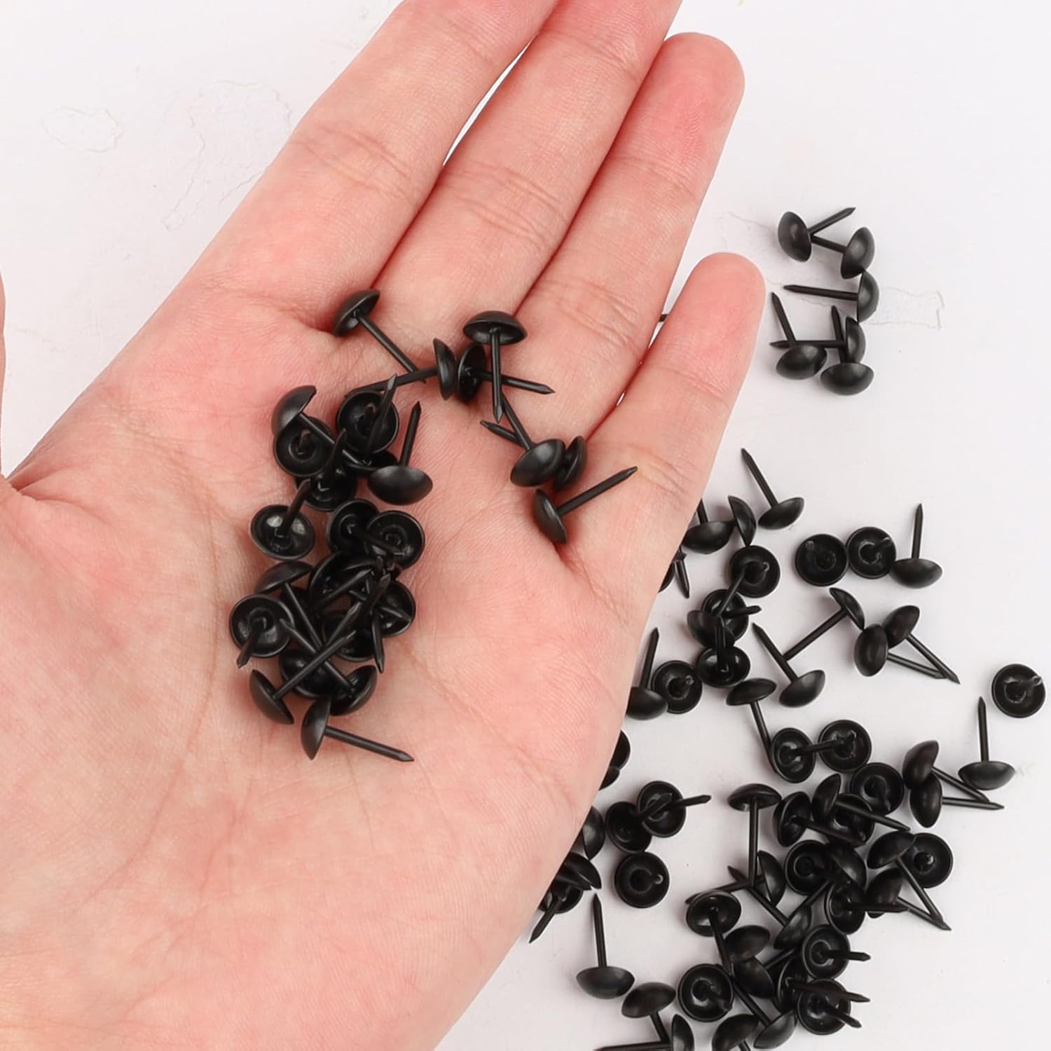 100Pcs Upholstery Tacks Black - 7x13mm Furniture Thumb Tacks - Metal Thumb Tack Round Head Pins Decorative Upholstery Nails for Cork Board DIY Projects Home Decor Upholstered Sofa Decorative Nails