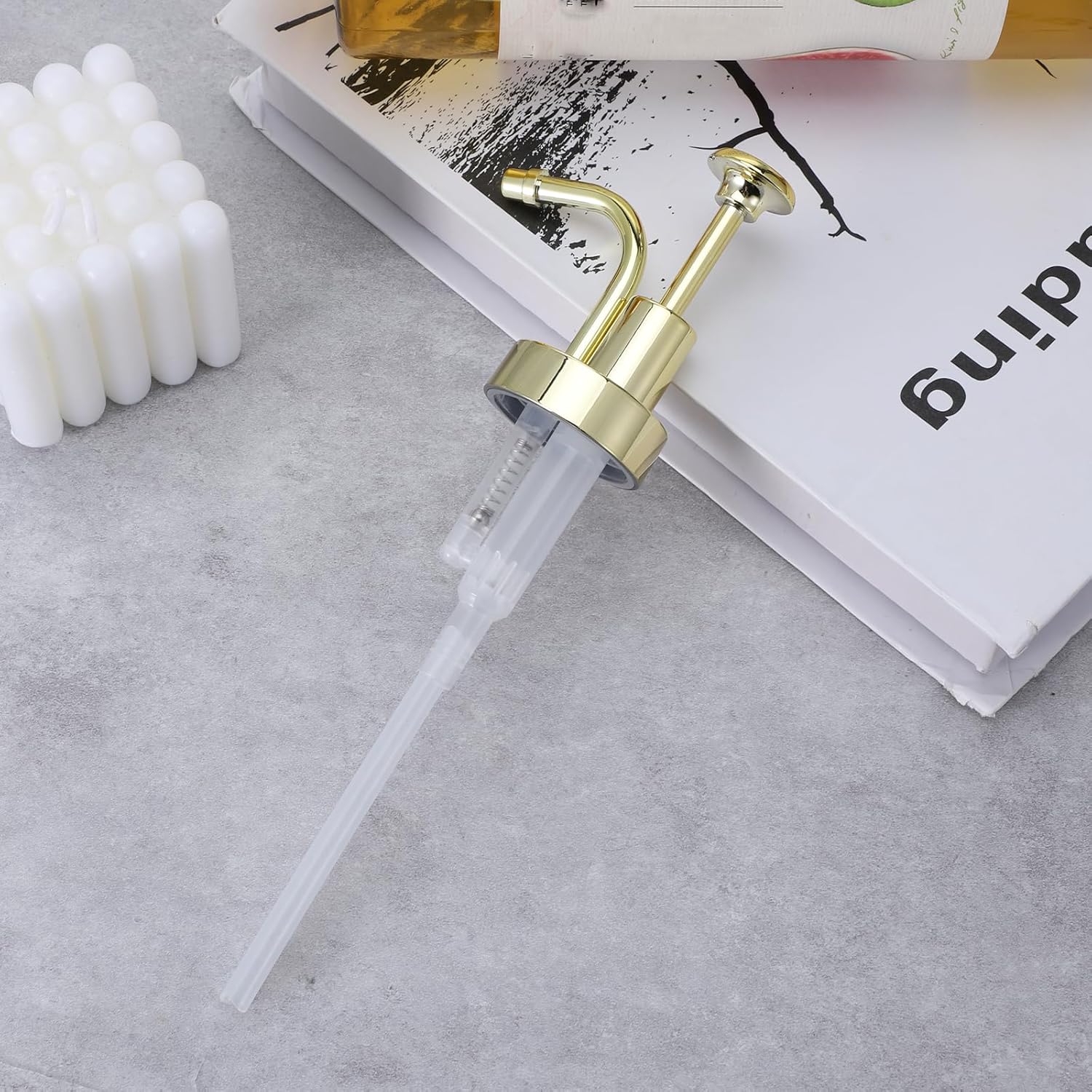 Soap and Lotion Dispenser Pump Replacement, ABS Material Gold Gloss Smooth Action Oil Can Pump Head for Wider Mouth Bottle of 1.3 in 33 mm Thread, Rust Proof & Leak Proof for Soap Lotion Bottle