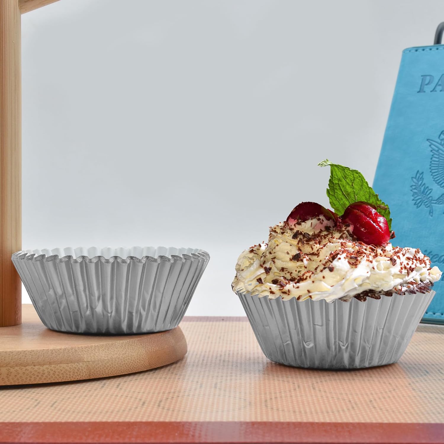 Cupcake Liners Standard Baking Cups Muffin Paper Cases