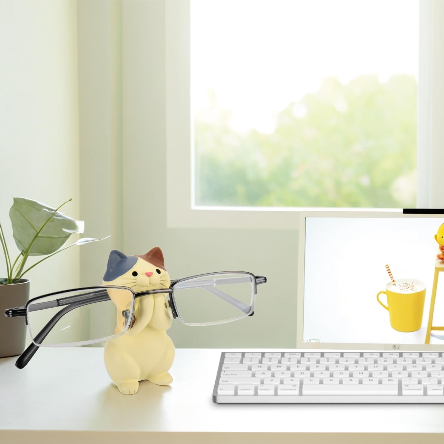 Creative Glasses Holder Stand for Desk, Cute Cat Eyeglasses Holder Display Stand, Sunglasses Spectacle Display Rack, Fun Resin Glasses Keeper Optical Accessories, Nightstand Home Office Desk Decor Cat