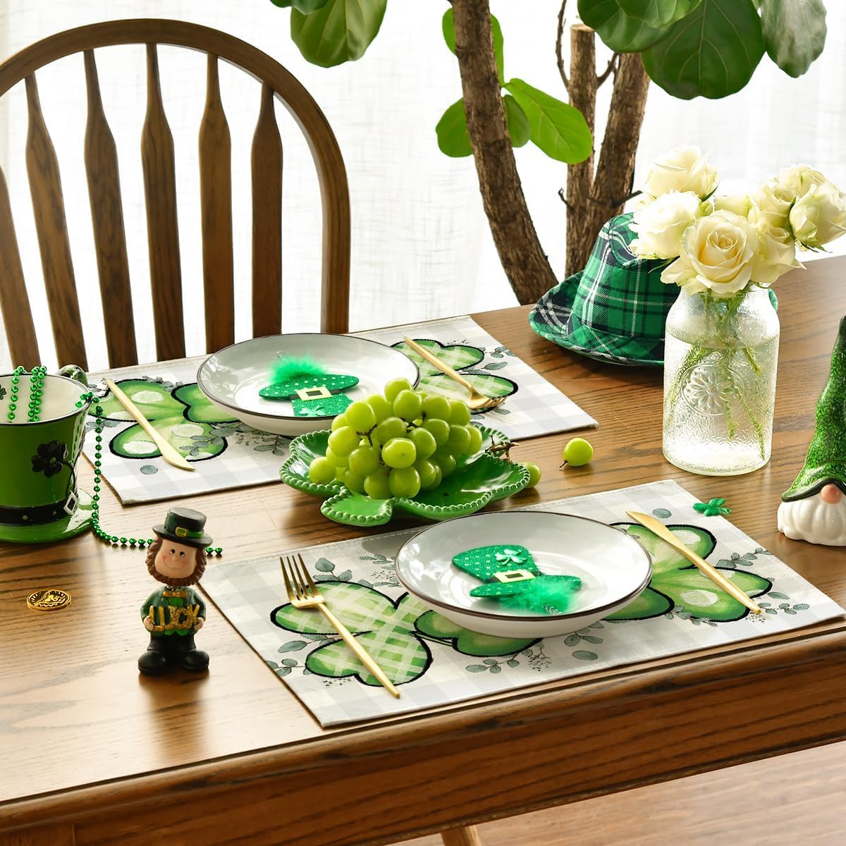 Bufflao Plaid Shamrock St. Patrick's Day Placemats Set of 4, 12x18 Inch Seasonal Spring Table Mats for Party Kitchen Dining Decoration