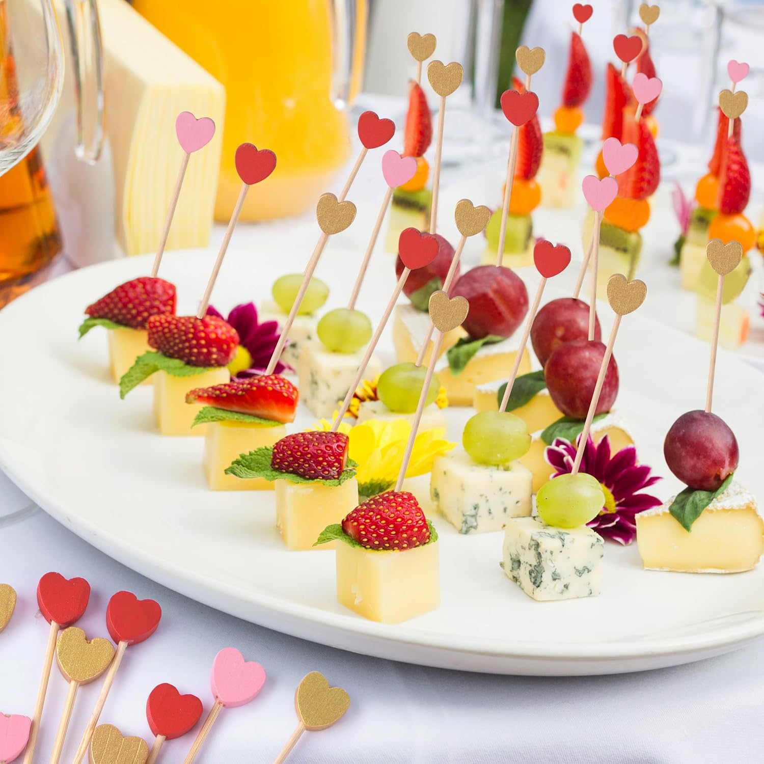 100 Pack Heart-Shaped Bamboo Cocktail Picks, 4.7" Heart Toothpicks for Appetizers, Natural Bamboo Food Picks for Valentines Wedding Birthday Party Decoration