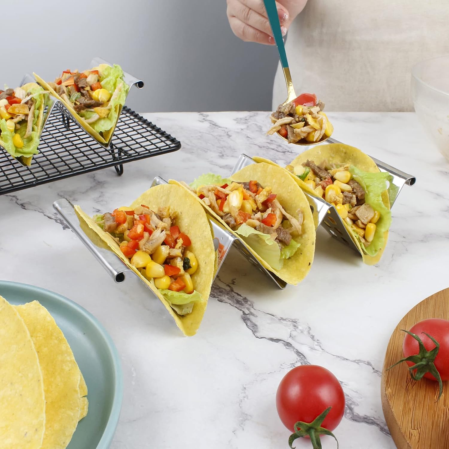 4 Pack Stainless Steel Taco Holders, Premium Taco Stands, Holds 2 Or 3 Tacos Each Taco Tray, Taco Rack With Easy-Access Handle, Food Grade Taco Plate Shells Oven & Grill Safe, BPA Free Hollow