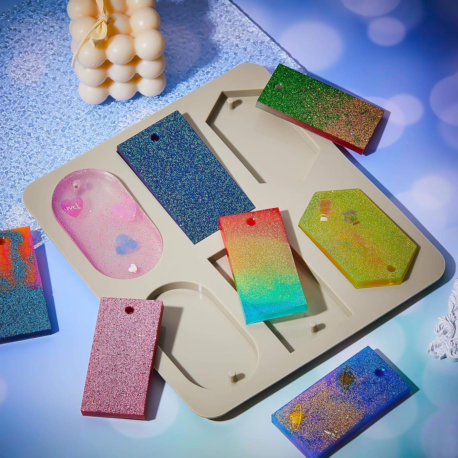 2 Pcs Silicone Wax Melt Molds Silicone Resin Keychain and Wax Sachets Epoxy Casting Jewelry Making Molds with Hanging Holes for DIY Jewelry Handicrafts Making Stylish Style