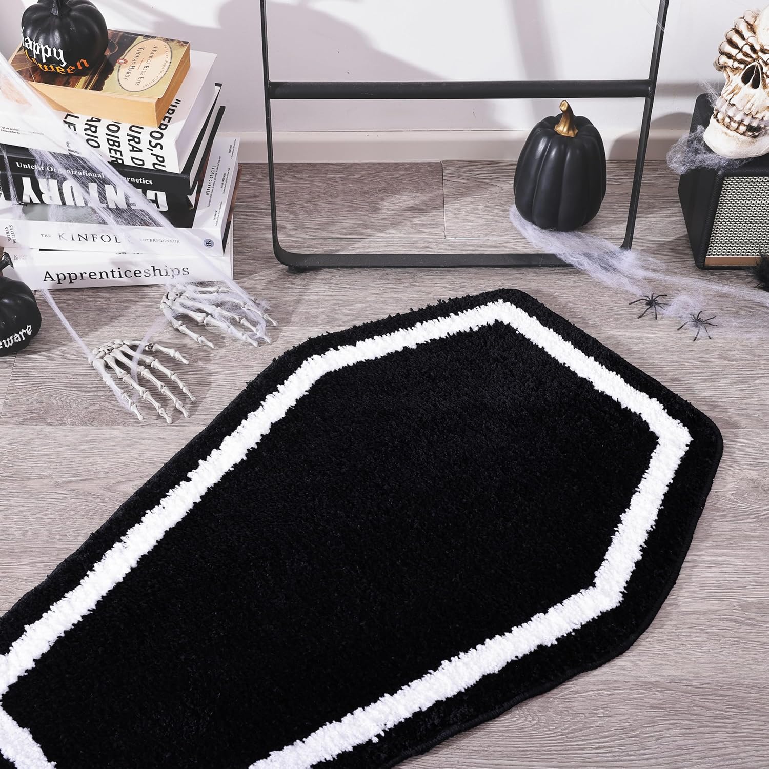 Halloween Decor Black Coffin Bath Mat for Bathroom, Cute Gothic Halloween Decoration Black Bathroom Rug Non Slip Cartoon Bath Rug Bathroom Mat Plush Shower Rugs Washable Black White