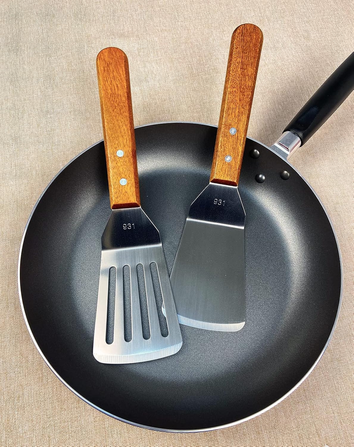 2Pcs Metal Spatulas Set, Metal Spatula for Cast Iron Skillet, Cooking Utensils Fish Egg Grill Spatula Stainless Steel Slotted Spatula, Wok Flat Top Small Metal Spatula Turner with Wood Handle