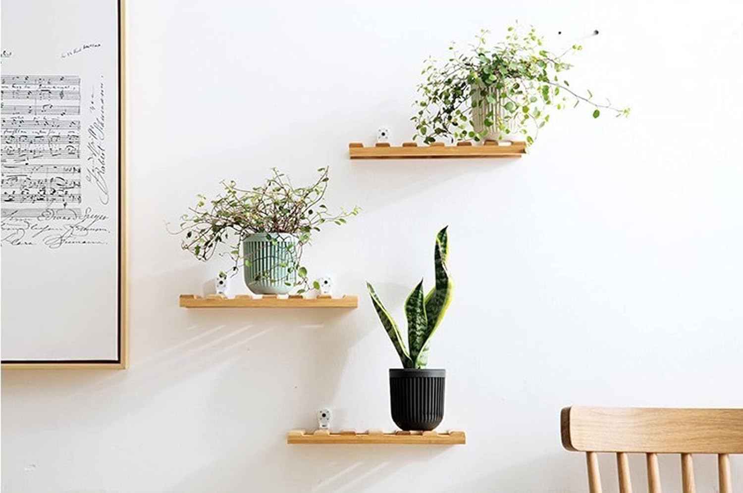 Ceramic Flower Pot - Indoor/Outdoor Use - Shatterproof - White - 1 Piece Wall-Mounted Planter