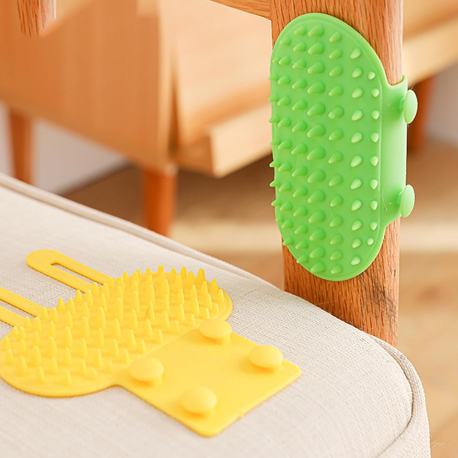 3 Pack Adjustable Silicone Massage Cat Grooming Brush Self-Cleaning Corner Wall Mounted Cat Scratching Comb for Table Legs