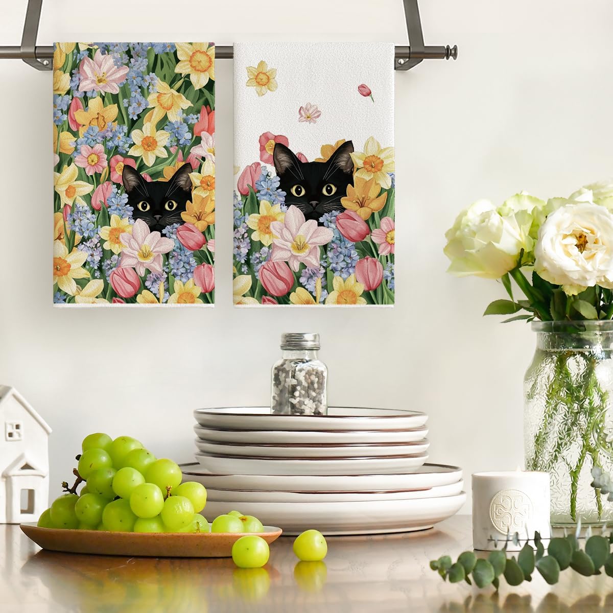 Tulip Wild Flowers Black Cat Spring Kitchen Towels Dish Towels, 18x26 Inch Farmhouse Floral Decoration Hand Towels Set of 2