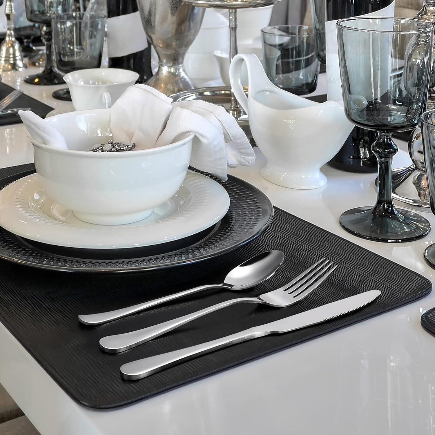 24-piece Forks and Spoons Silverware Set, Food Grade Stainless Steel Flatware Cutlery Set for Home, Kitchen and Restaurant, Mirror Polished, Dishwasher Safe