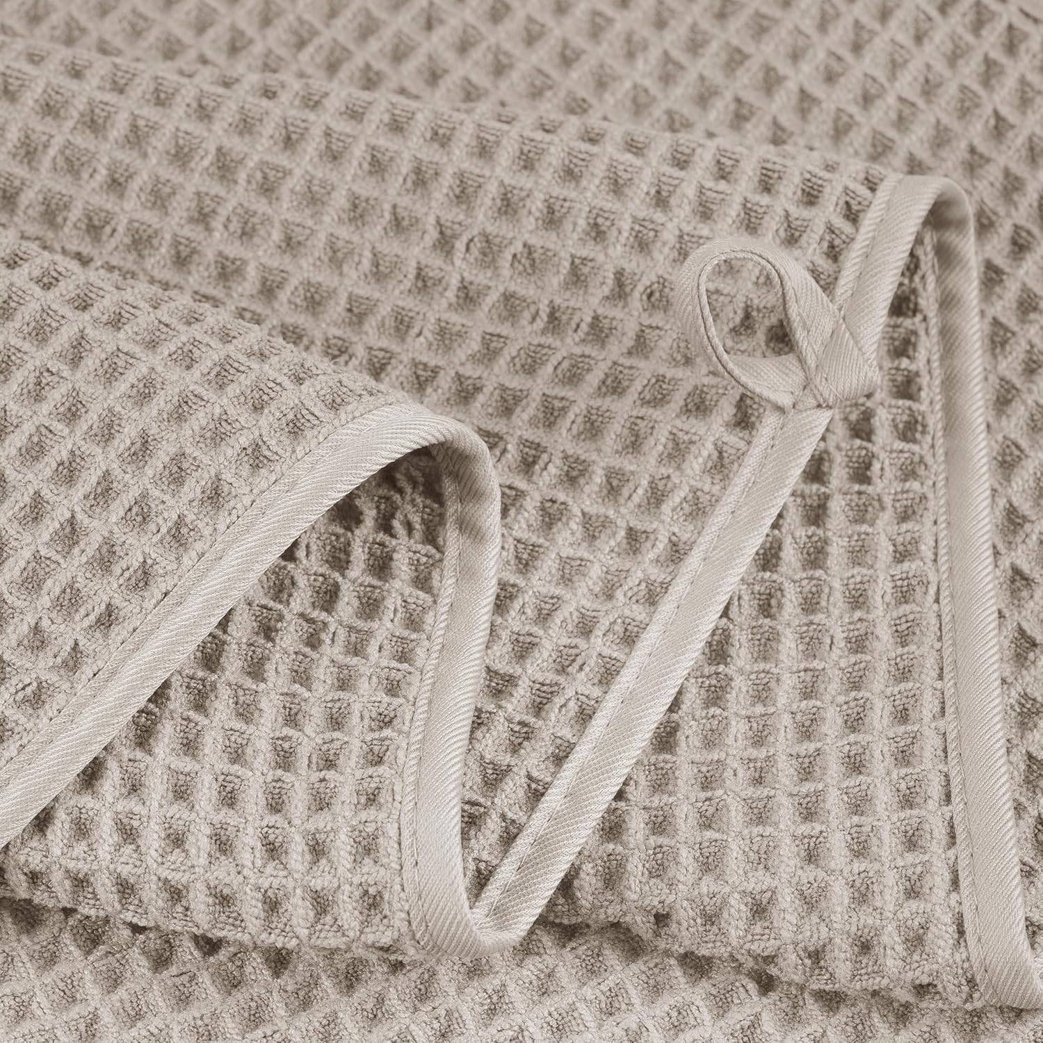 430 GSM Microfiber Oversize Quick Dry Lint Free Bath Towel, 60 x 30 in, 4 Pack Waffle Weave