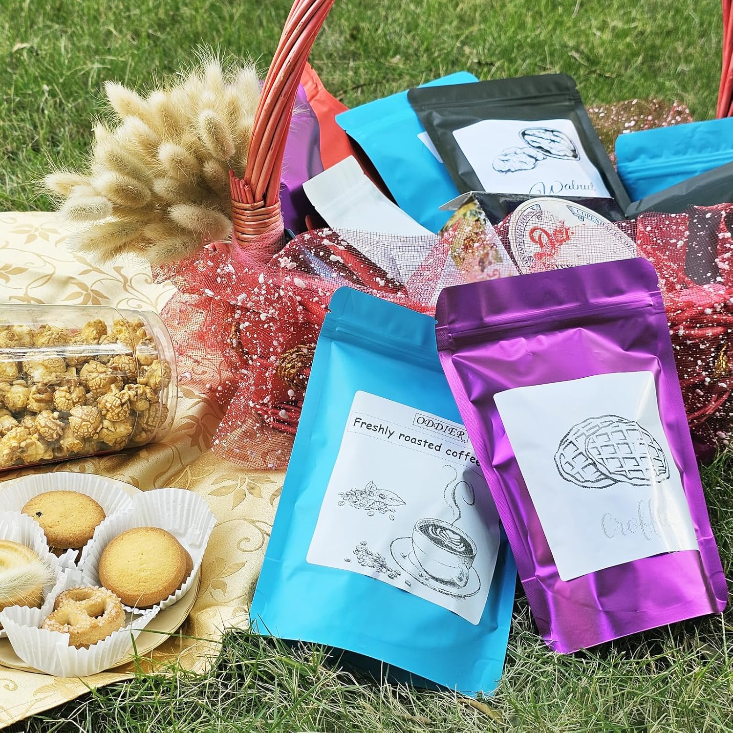 4"x6" 120pcs Mylar Bags for Food Storage,Smell Proof Bag Resealable Food Storage Bags for Small Business, Stand-up Foil Pouch Packaging Treat Snack Packing for Self Sealing White