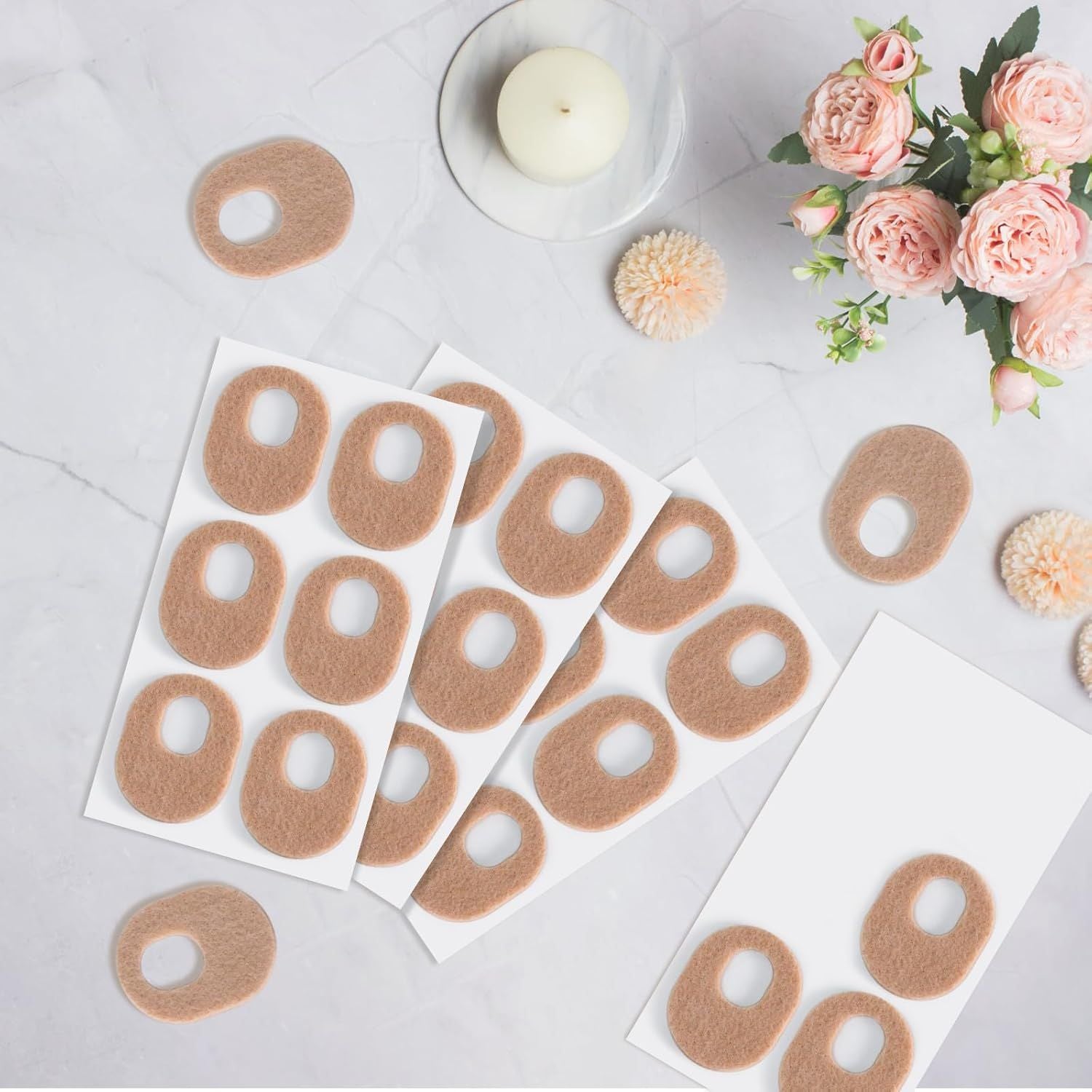24Pcs Callus Pads，Soft Felt Callus Oval Shape Cushion Pads for Toes and Feet, Reduce Pain, Pressure and Friction from Shoes