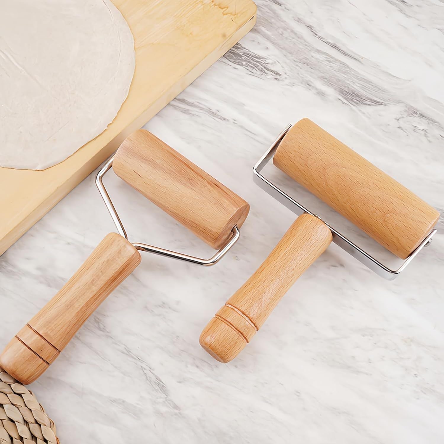Stainless Steel & Beechwood Rolling Pin with Adjustable Thickness - Ergonomic Dumpling/Pasta Maker、Pizza, Kitchen Tool for Home Chefs, Dishwasher Safe & Rustproof Design T