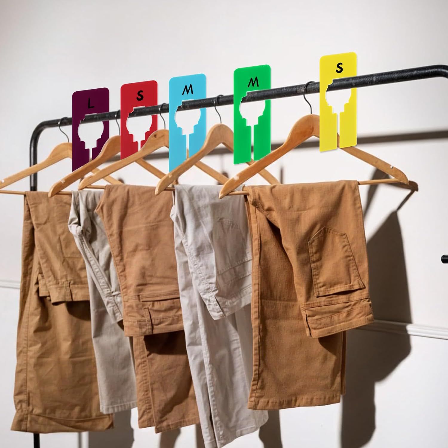Closet Rack Dividers, 8 Colors Closet Dividers for Hanging, Clothing Plastic Rack Size Dividers Rectangular Reusable Closet Separators Closet Labels dividers Closet Clothes Dividers Colorful