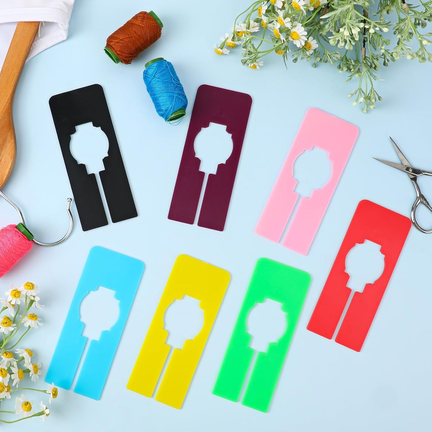 Closet Rack Dividers, 8 Colors Closet Dividers for Hanging, Clothing Plastic Rack Size Dividers Rectangular Reusable Closet Separators Closet Labels dividers Closet Clothes Dividers Colorful