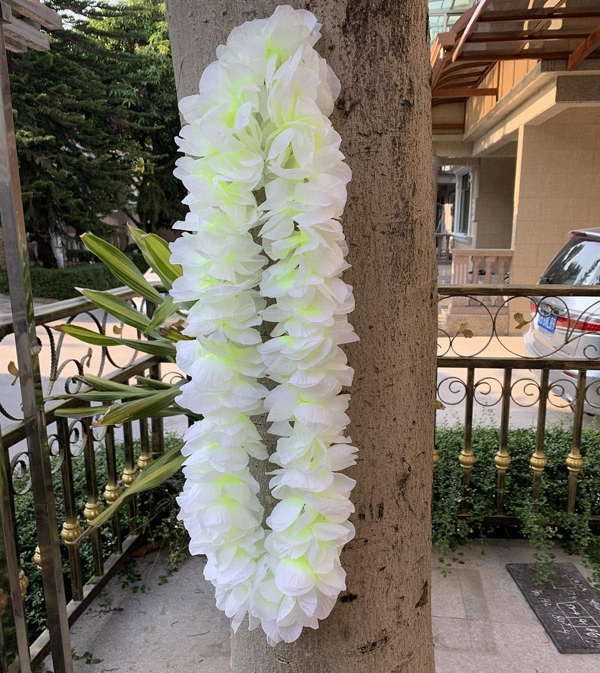 Yansanido 4 Pcs White Hawaiian Leis with Green Leaves for Graduation Party, Dance Party, Photo Prop in Outdoors White