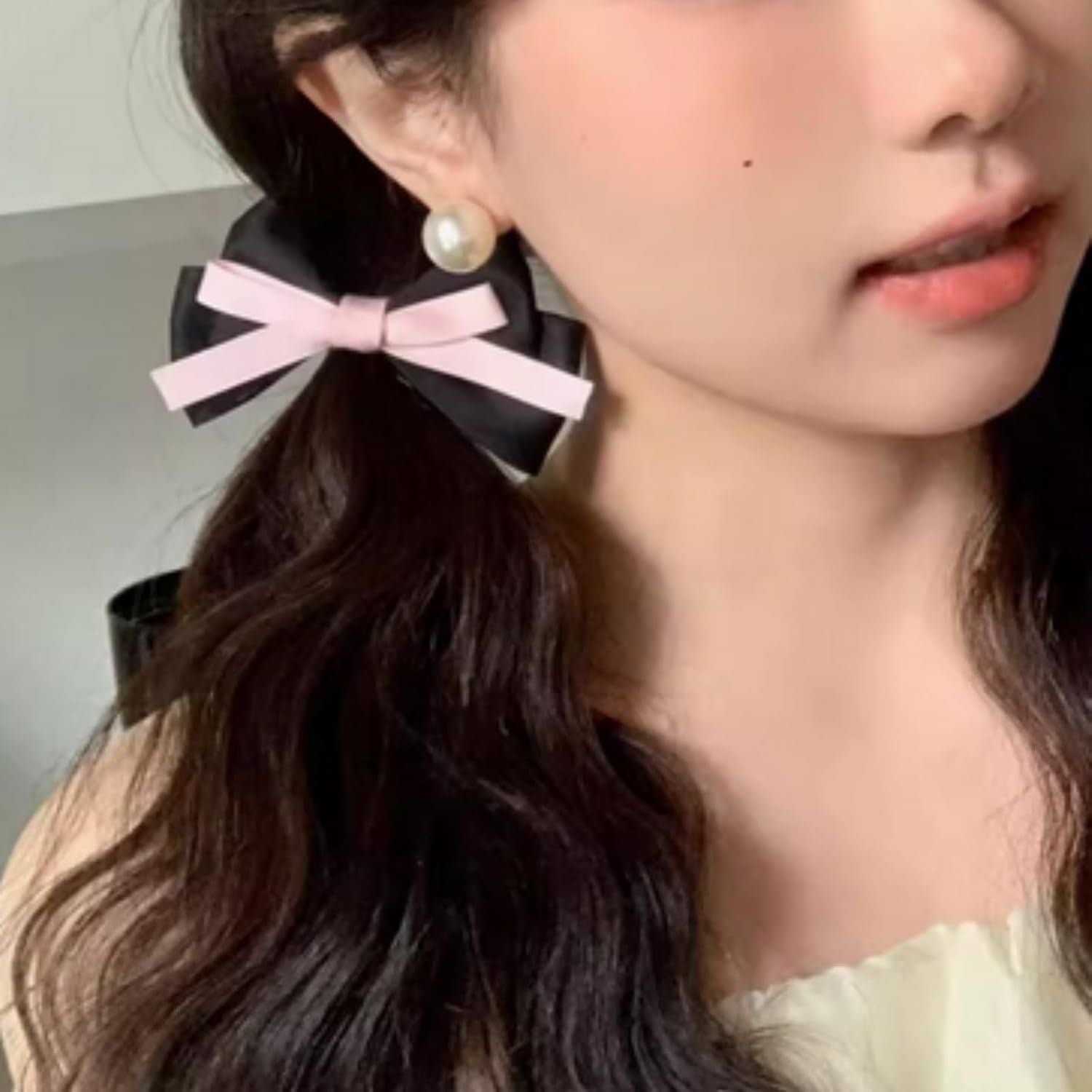 4 Pcs Cute Silky Bow Hair Clips for Girls Women, Princess Style Hair Pins Hair Accessories for Twin Tails Black White
