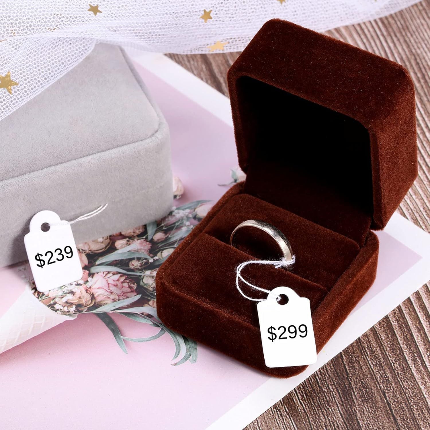 500 Pcs Small Price Tags with String Attached 0.6 x 0.95 in White Blank Marking Tag Writable Merchandise Strung Hang Label Pricing Marking Gift Display Tag for Jewelry Clothing Yard Sale Garage