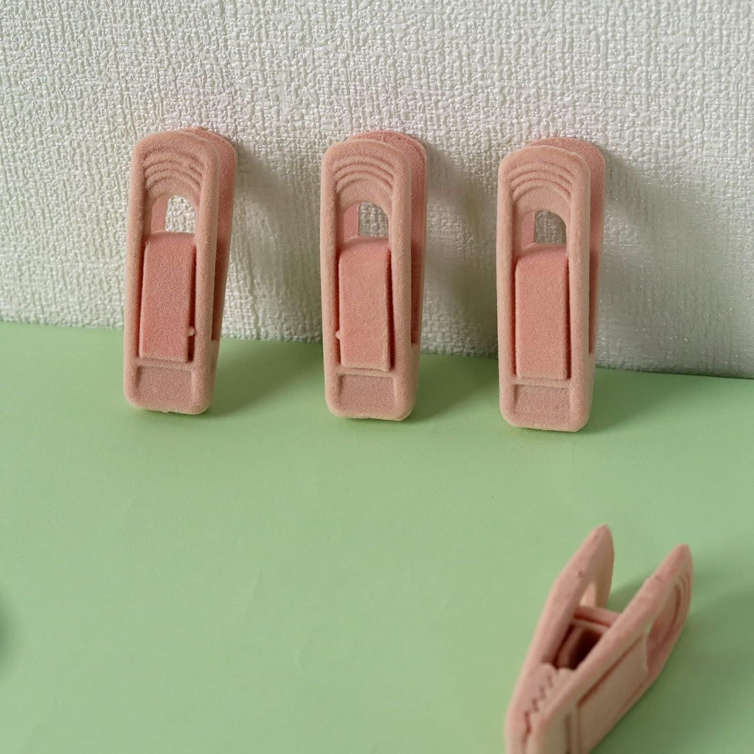 Light Pink Velvet Hangers - Strong Finger Clips for Thin Hangers, Perfect for Suits, Skirts, Pants & Baby Clothes
