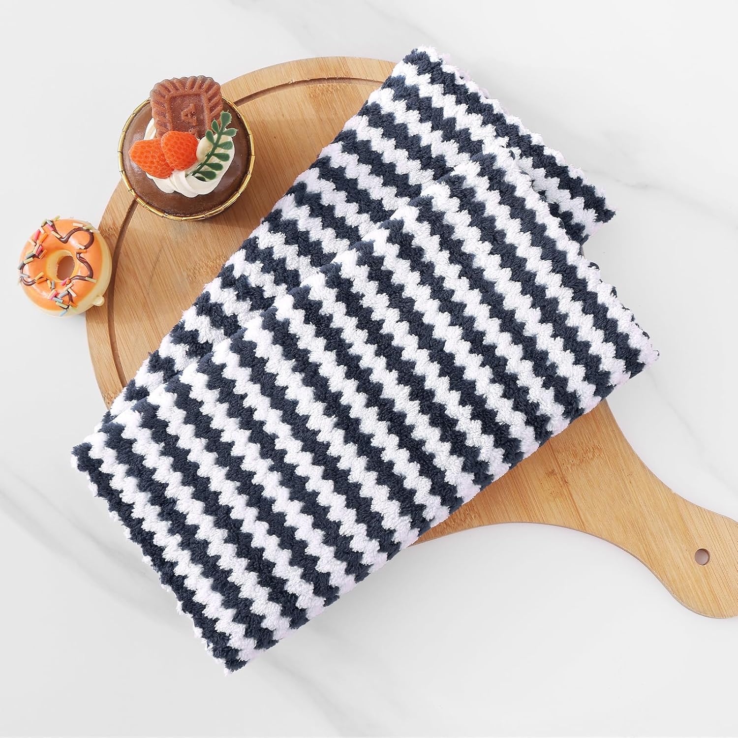 Homaxy 100% Cotton Terry Kitchen Towels Black, 13 x 28 inches,4 Pack and Wavy Coral Velvet Kitchen Dish Cloths Dark Grey, 10 x 20 inches, 12 Pack ,Soft and Super Absorbent Dish Towels