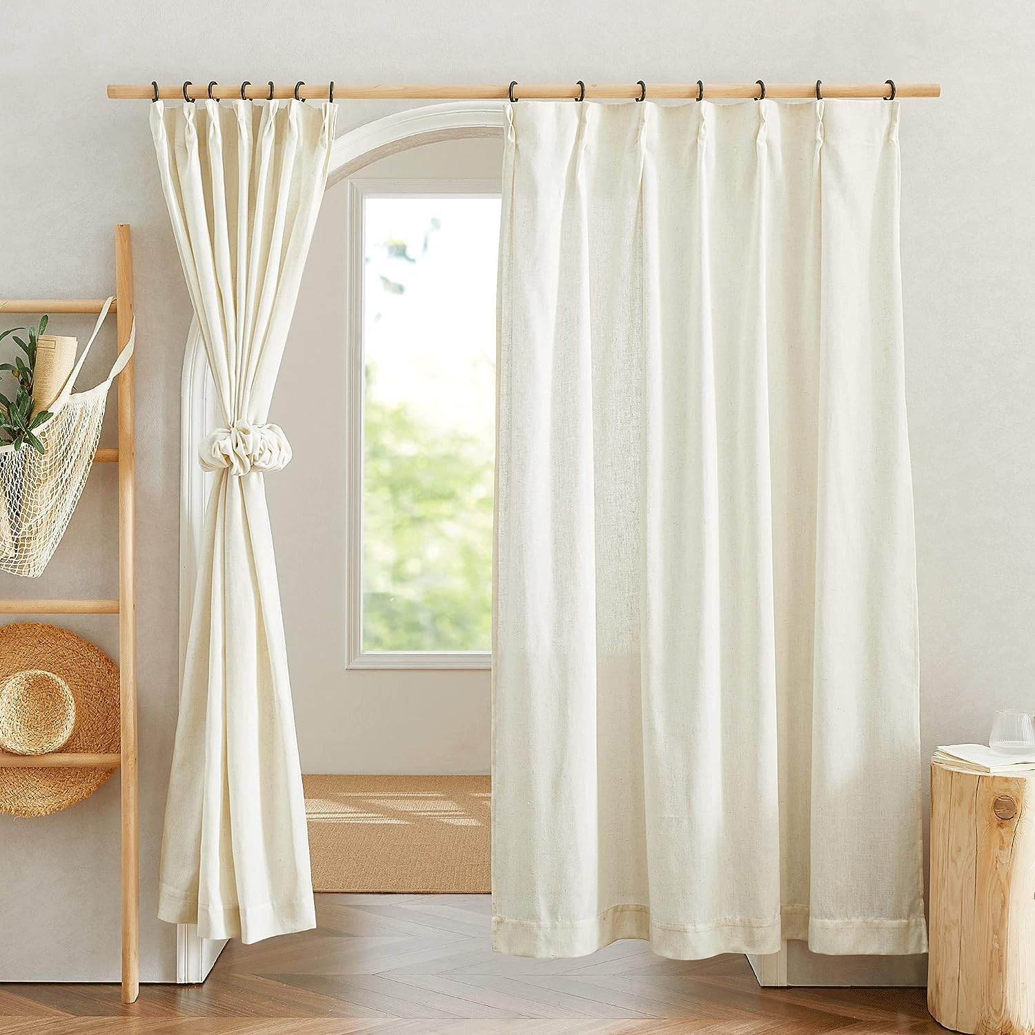 60 Pieces Metal Drapery Curtain Rings Curtain Hanging Rings and 60 Pieces Metal Curtain Drapery Pin Hooks for Window Curtain, Door Curtain and Shower Curtain Black