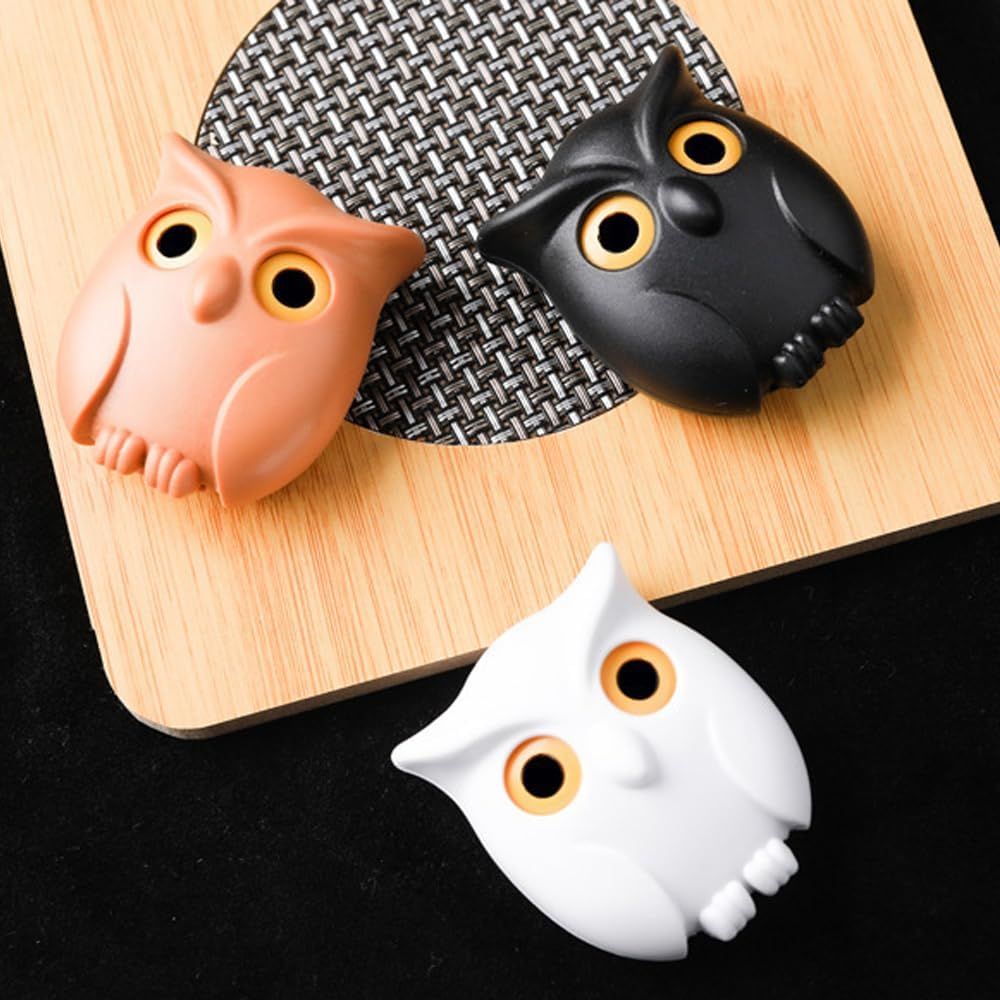 Owl Key Holder, Night Owl Magnetic Wall Key Holder Owl Key Hooks, Automatic Open Close Eyes Owl Key Holder with Wall Self-Adhesive Tape Black+White